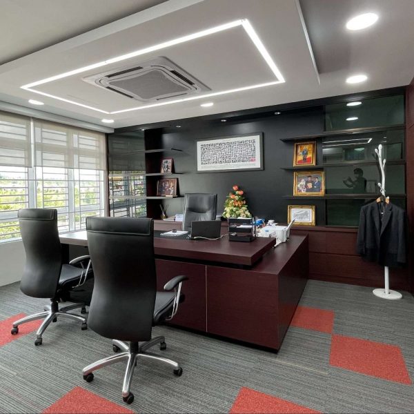 MODERN CONTEMPORARY OFFICE 3